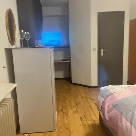 Akropolis Hotel Lubeka Zewnętrze zdjęcie