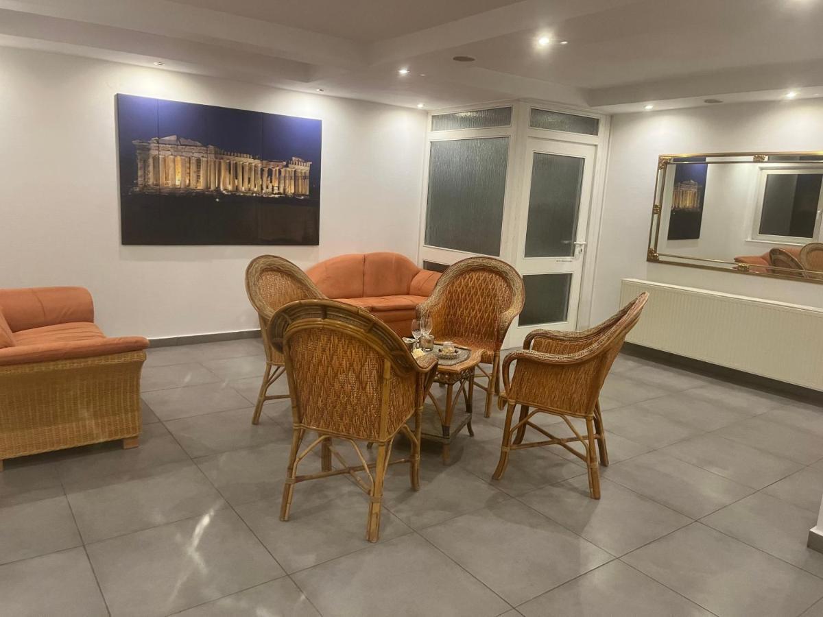 Akropolis Hotel Lubeka Zewnętrze zdjęcie