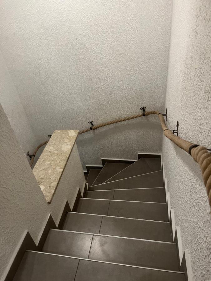 Akropolis Hotel Lubeka Zewnętrze zdjęcie